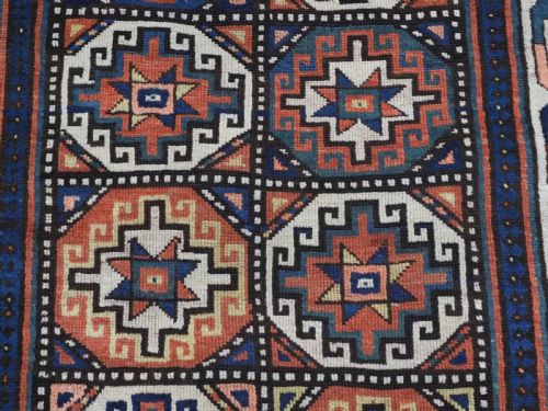 ANTIQUE CAUCASIAN MOGHAN KAZAK RUNNER WITH MEMLING GUL DESIGN CIRCA 1890 - ADDITIONAL PHOTO 10