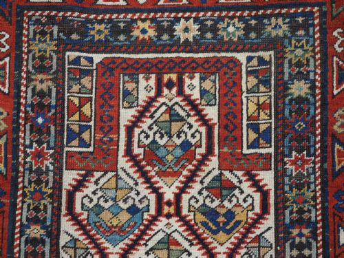 ANTIQUE CAUCASIAN GENDJE PRAYER RUG FLORAL LATTICE DESIGN CIRCA 1890 - ADDITIONAL PHOTO 7