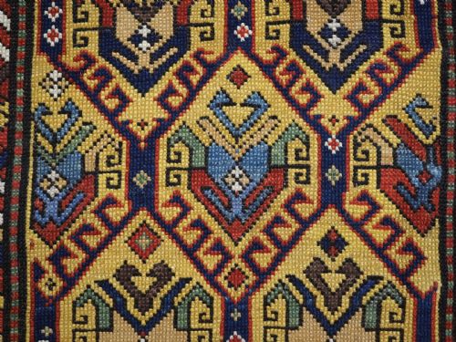 ANTIQUE CAUCASIAN DAGESTAN RUG WITH LATTICE DESIGN ON A YELLOW GROUND CIRCA 1890 - ADDITIONAL PHOTO 7