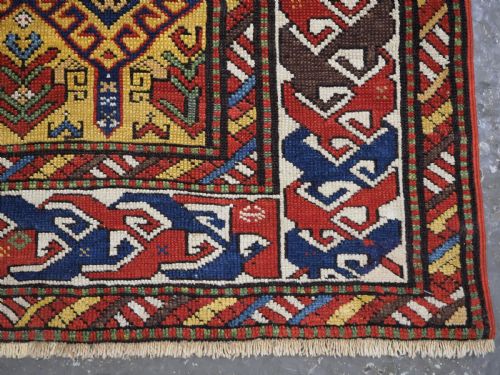 ANTIQUE CAUCASIAN DAGESTAN RUG WITH LATTICE DESIGN ON A YELLOW GROUND CIRCA 1890 - ADDITIONAL PHOTO 9