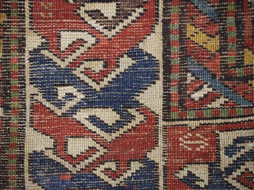 ANTIQUE CAUCASIAN DAGESTAN RUG WITH LATTICE DESIGN ON A YELLOW GROUND CIRCA 1890 - ADDITIONAL PHOTO 10