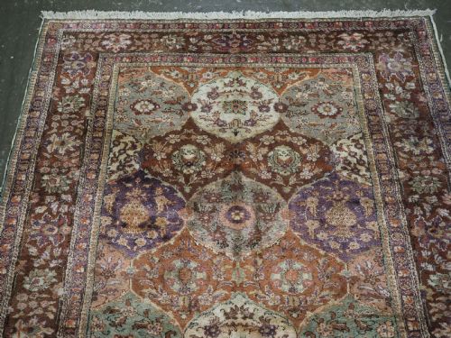 VINTAGE TURKISH KAYSERI 'ART SILK' RUG WITH REPEAT FLORAL DESIGN CIRCA 1930 - ADDITIONAL PHOTO 2