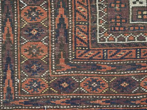 ANTIQUE YAQOUB KHANI BALUCH RUG OCTOGEN DESIGN ON AUBERGINE GROUND CIRCA 1900 - ADDITIONAL PHOTO 13