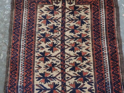 ANTIQUE BALUCH PRAYER RUG CAMEL GROUND WITH TREE OF LIFE SMALL SIZE CIRCA 1900 - ADDITIONAL PHOTO 3
