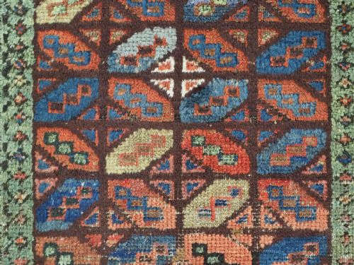 ANTIQUE BALUCH PRAYER RUG SCARCE DESIGN ATTRIBUTED TO THE 'BALUCH OF TURKESTAN' CIRCA 1880 - ADDITIONAL PHOTO 9