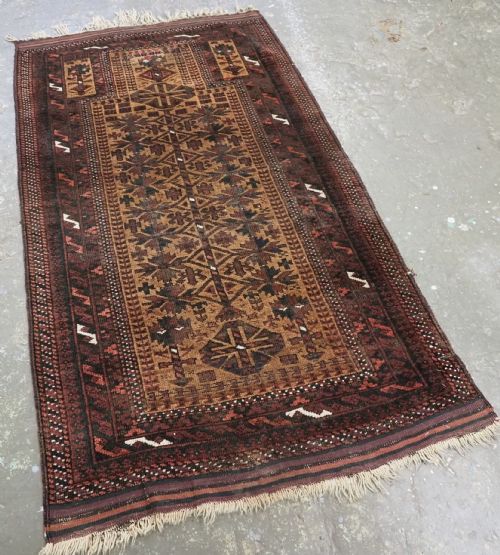 ANTIQUE BALUCH TIMURI PRAYER RUG CAMEL GROUND WITH TREE OF LIFE CIRCA 1900 - ADDITIONAL PHOTO 1