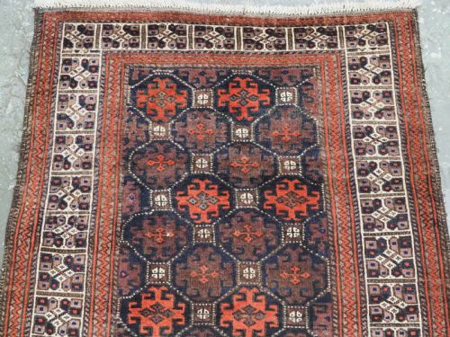 ANTIQUE BAHLULI BALUCH RUG LATTICE DESIGN WITH IVORY BORDER CIRCA 1890 - ADDITIONAL PHOTO 2