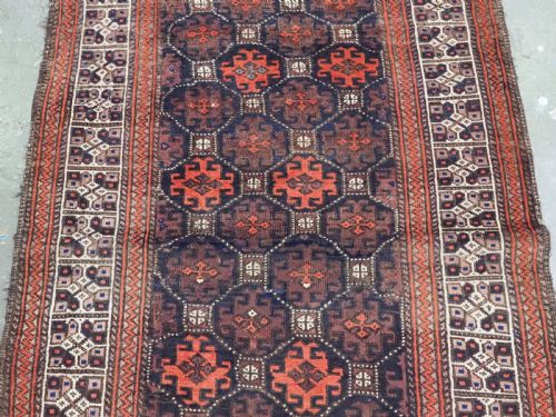 ANTIQUE BAHLULI BALUCH RUG LATTICE DESIGN WITH IVORY BORDER CIRCA 1890 - ADDITIONAL PHOTO 3