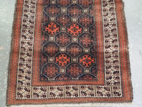 ANTIQUE BAHLULI BALUCH RUG LATTICE DESIGN WITH IVORY BORDER CIRCA 1890 - ADDITIONAL PHOTO 4