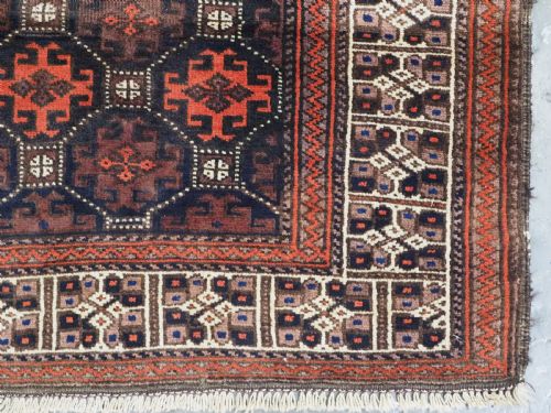 ANTIQUE BAHLULI BALUCH RUG LATTICE DESIGN WITH IVORY BORDER CIRCA 1890 - ADDITIONAL PHOTO 9
