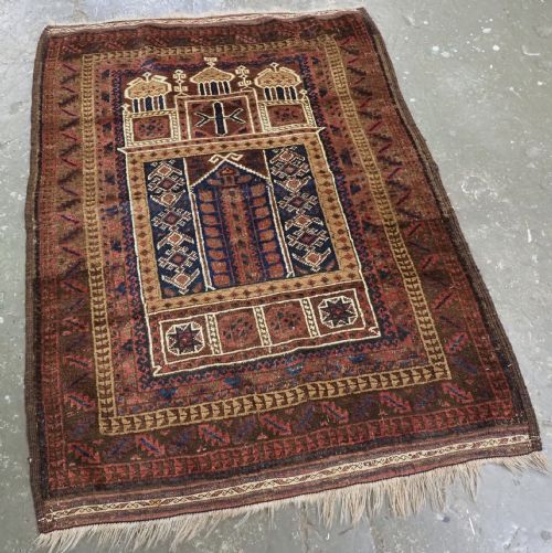 ANTIQUE TAIMANI BALUCH 'SEH MIHRAB' PRAYER RUG CIRCA 1900 - ADDITIONAL PHOTO 1
