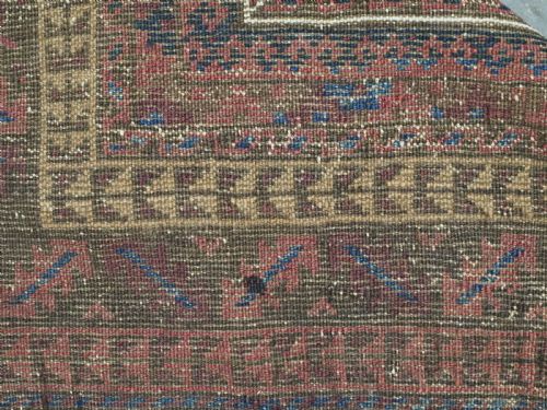 ANTIQUE TAIMANI BALUCH 'SEH MIHRAB' PRAYER RUG CIRCA 1900 - ADDITIONAL PHOTO 12