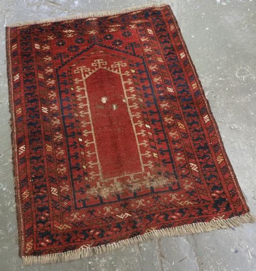 ANTIQUE TURKMEN PRAYER RUG PROBABLY KIZIL AYAK VERY ARCHAIC EXAMPLE CIRCA 1850 OR EARLIER - ADDITIONAL PHOTO 1