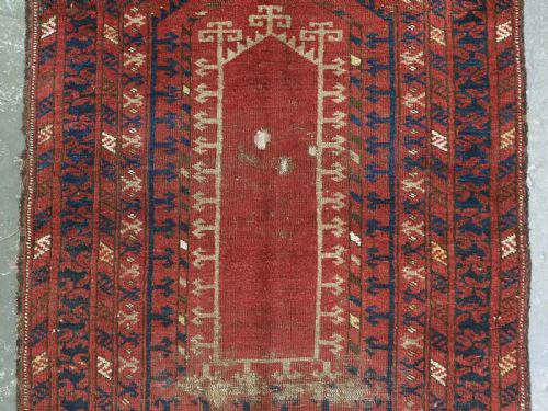 ANTIQUE TURKMEN PRAYER RUG PROBABLY KIZIL AYAK VERY ARCHAIC EXAMPLE CIRCA 1850 OR EARLIER - ADDITIONAL PHOTO 3
