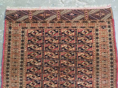 fig 1. ANTIQUE TEKKE TURKMEN DOWRY RUG WITH AINA GUL DESIGN, CIRCA 1880 or earlier.