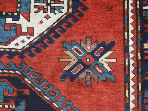 ANTIQUE CAUCASIAN TRIPLE MEDALLION KAZAK A VISUALLY STRIKING RUG CIRCA 1880 - ADDITIONAL PHOTO 10