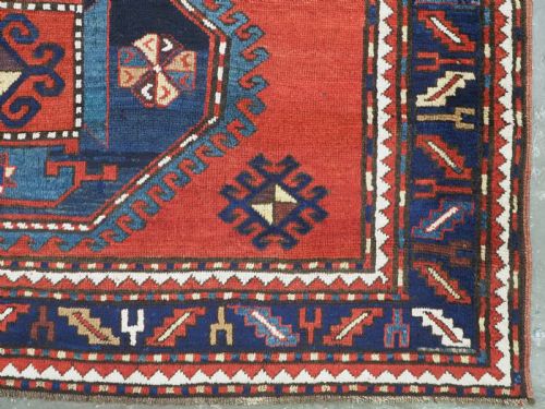 ANTIQUE CAUCASIAN TRIPLE MEDALLION KAZAK A VISUALLY STRIKING RUG CIRCA 1880 - ADDITIONAL PHOTO 12