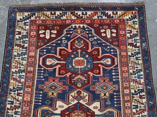 ANTIQUE CAUCASIAN ARMENIAN ERIVAN RUG CLASSIC TRIPLE LOBBED MEDALLION DESIGN CIRCA 1920 - ADDITIONAL PHOTO 2