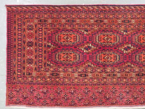 fig 1. ANTIQUE TEKKE TURKMEN CHUVAL FACE WITH SIX 'SALOR' GULS, CIRCA 1890.