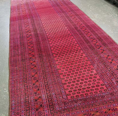 ANTIQUE AFGHAN ERSARI CARPET OR KELLEH OF LARGE SIZE AND EXCELLENT COLOUR CIRCA 1900 - ADDITIONAL PHOTO 1
