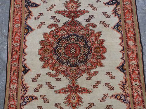 ANTIQUE MALAYER RUG WITH IVORY GROUND BUTTERFLIES CIRCA 190010 - ADDITIONAL PHOTO 3