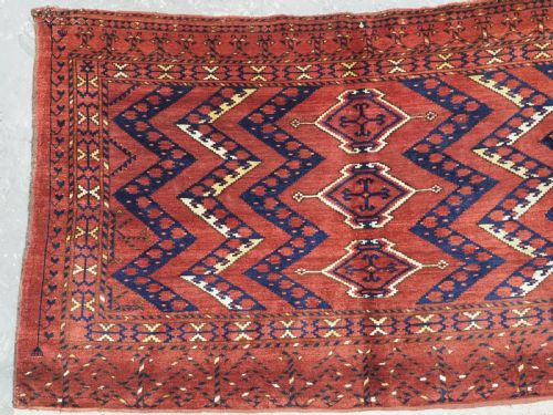 ANTIQUE ERSARI BESHIR TURKMEN CHUVAL FACE WITH IKAT DESIGN CIRCA 1880 - ADDITIONAL PHOTO 1