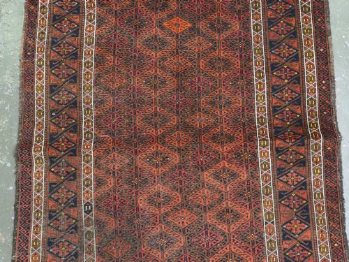 ANTIQUE BALUCH RUG WITH FINE LATTICE DESIGN KHORASAN REGION CIRCA 1880 - ADDITIONAL PHOTO 3