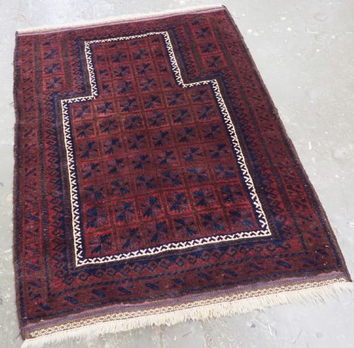ANTIQUE AFGHAN BALUCH PRAYER RUG REPEAT LOTUS LEAF DESIGN CIRCA 1920 - ADDITIONAL PHOTO 1