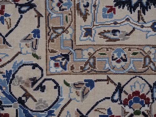 OLD NAIN CARPET WOOL WITH SILK HIGHLIGHTS SMALL MEDALLION DESIGN CIRCA 1930 - ADDITIONAL PHOTO 12