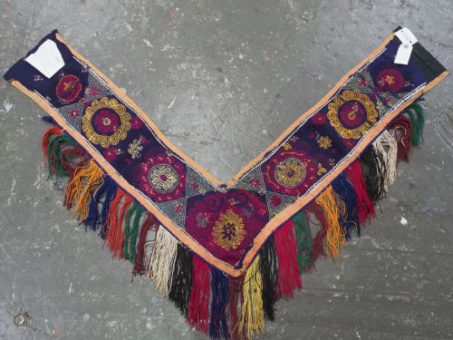 OLD UZBEK LAKAI TRIBE SILK EMBROIDERED 'SAYE GOSHA' BED DECORATION CIRCA 192030 - ADDITIONAL PHOTO 6