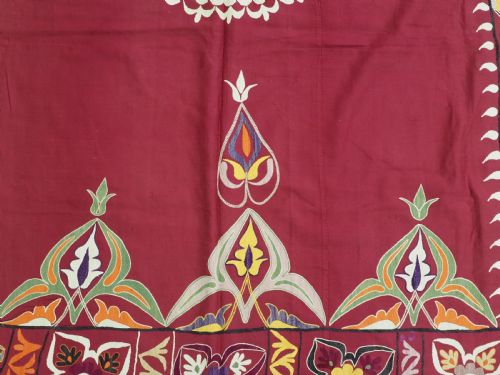 ANTIQUE UZBEK SUZANI SILK ON RED COTTON EXCELLENT CONDITION CIRCA 190020 - ADDITIONAL PHOTO 10