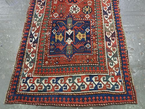 ANTIQUE CAUCASIAN KAZAK LONG RUG EXCELLENT CONDITION WITH GREAT COLOUR CIRCA 1860 - ADDITIONAL PHOTO 3