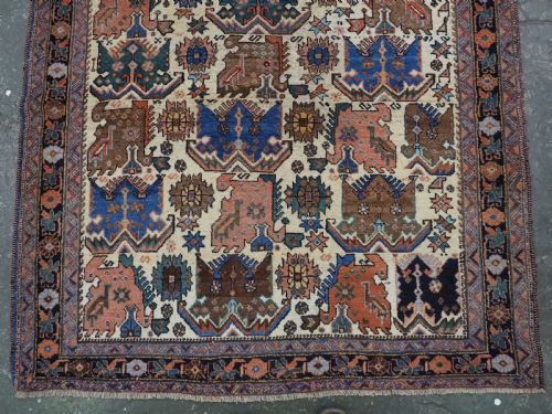 ANTIQUE TRIBAL AFSHAR RUG WITH DRAGON PHOENIX DESIGN ON AN IVORY GROUND CIRCA 1890 - ADDITIONAL PHOTO 3