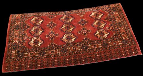 fig 1. ANTIQUE ERSARI TURKMEN 9 GUL CHUVAL FACE, LARGE SIZE GULS, CIRCA 1880.