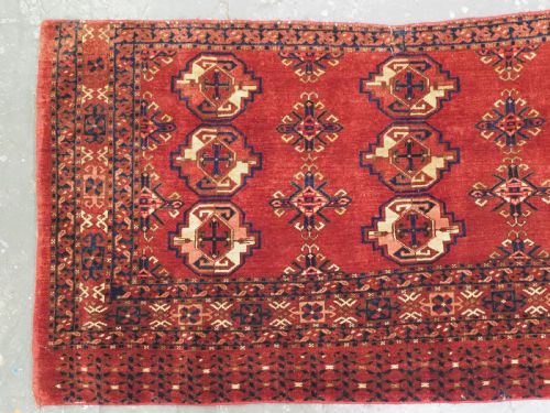 fig 2. ANTIQUE ERSARI TURKMEN 9 GUL CHUVAL FACE, LARGE SIZE GULS, CIRCA 1880.