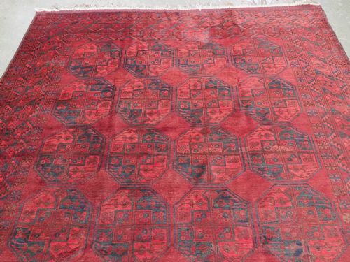 ANTIQUE AFGHAN ERSARI CARPET OF LARGE SIZE TRADITIONAL GUL DESIGN CIRCA 1900 - ADDITIONAL PHOTO 2