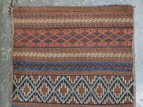 ANTIQUE BALUCH STORAGE BAG WITH ORIGINAL BACK BANDED WEFT WORK DESIGN CIRCA 1900 - ADDITIONAL PHOTO 1