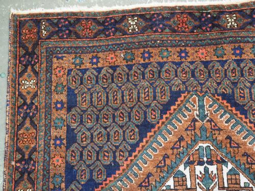 ANTIQUE AFSHAR NERIZ RUG WITH SMALL MEDALLION BOTEH DESIGN CIRCA 1900 - ADDITIONAL PHOTO 5