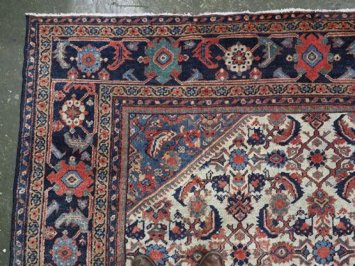ANTIQUE COUNTRY HOUSE MAHAL CARPET WITH IVORY GROUND CIRCA 1900 - ADDITIONAL PHOTO 4