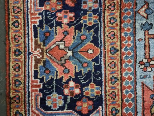 ANTIQUE COUNTRY HOUSE HERIZ CARPET WITH OUTSTANDING COLOUR CIRCA 1900 - ADDITIONAL PHOTO 15