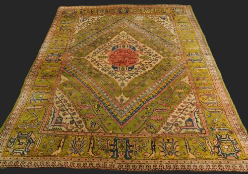 ANTIQUE TURKISH OUSHAK CARPET OF SCARCE DESIGN WITH RARE GREEN FIELD CIRCA 1890 - ADDITIONAL PHOTO 2