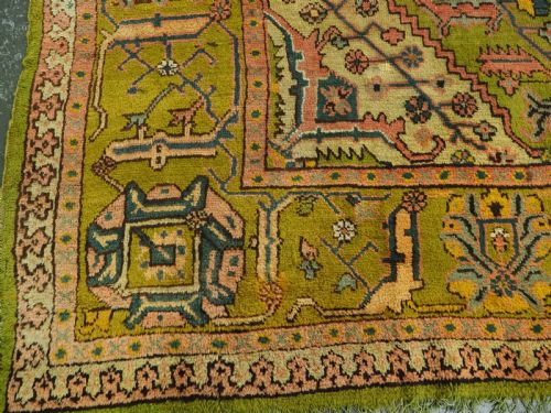 ANTIQUE TURKISH OUSHAK CARPET OF SCARCE DESIGN WITH RARE GREEN FIELD CIRCA 1890 - ADDITIONAL PHOTO 13