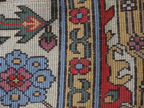 ANTIQUE RUG IN THE STYLE OF A CAUCASIAN KARABAGH 18TH CENTURY 'BLOSSOM' RUG CIRCA 1920 - ADDITIONAL PHOTO 15