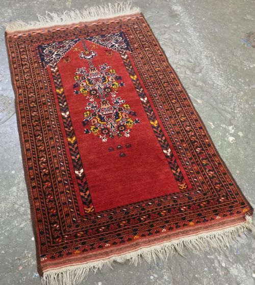 ANTIQUE AFGHAN KIZIL AYAK MOSQUE PRAYER RUG WITH DOUBLE LANTERN CIRCA 1920 - ADDITIONAL PHOTO 1