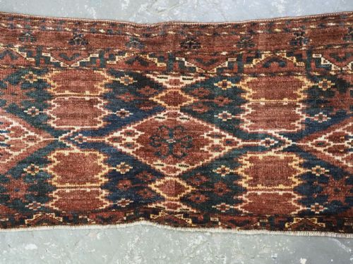 ANTIQUE ERSARI BESHIR TURKMEN TORBA WITH IKAT DESIGN CIRCA 1890 - ADDITIONAL PHOTO 2