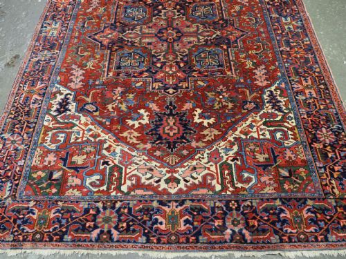 ANTIQUE HERIZ CARPET SUPERB COLOURS AND OUTSTANDING CONDITION CIRCA 1900 - ADDITIONAL PHOTO 3