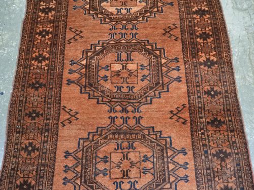 ANTIQUE AFGHAN ERSARI TURKMEN LONG RUG LARGE TURRETED GUL DESIGN CIRCA 1900 - ADDITIONAL PHOTO 3