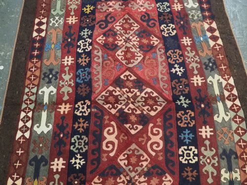 ANTIQUE CENTRAL ASIAN EMBROIDERED FELT RUG UZBEK LAKAI TRIBAL RUG CIRCA 1900 - ADDITIONAL PHOTO 3