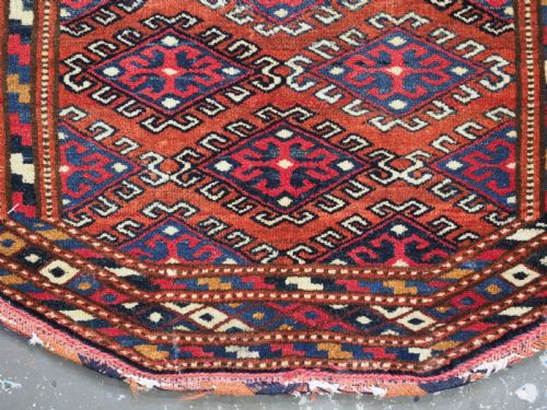 ANTIQUE YOMUT TURKMEN SADDLE COVER RUG WITH CLASSIC DESIGN CIRCA 1920 - ADDITIONAL PHOTO 6
