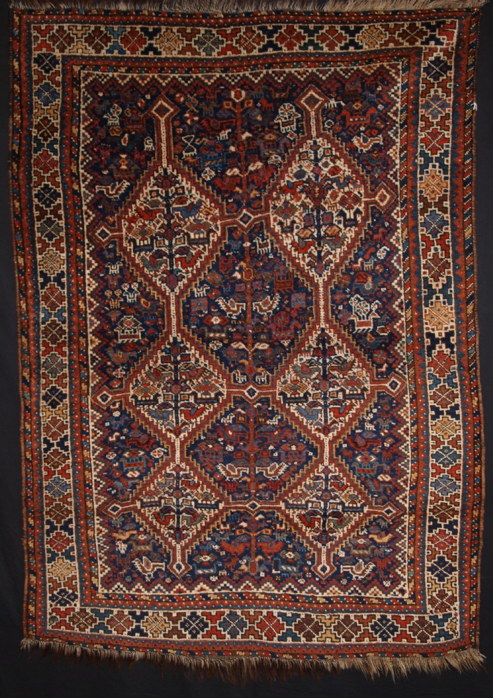 ANTIQUE SOUTH WEST PERSIAN KHAMSEH TRIBAL RUG, SMALL SIZE WITH BIRDS, CIRCA 1900